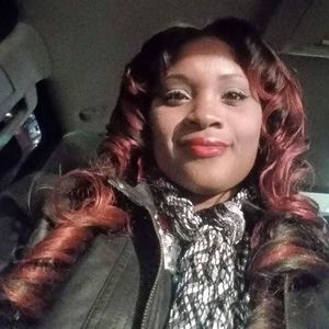 Meet your Posher, Lakeasha